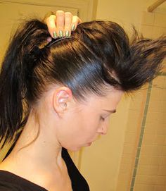 Inspired Xpression: How to Make a Mohawk with Long Hair Mohawk With Long Hair, Long Hair Mohawk, Mohawk People, Punk Rock Hair, Rocker Hair, Rock Hairstyles, Mohawk Braid, 80s Hair, Punk Hair