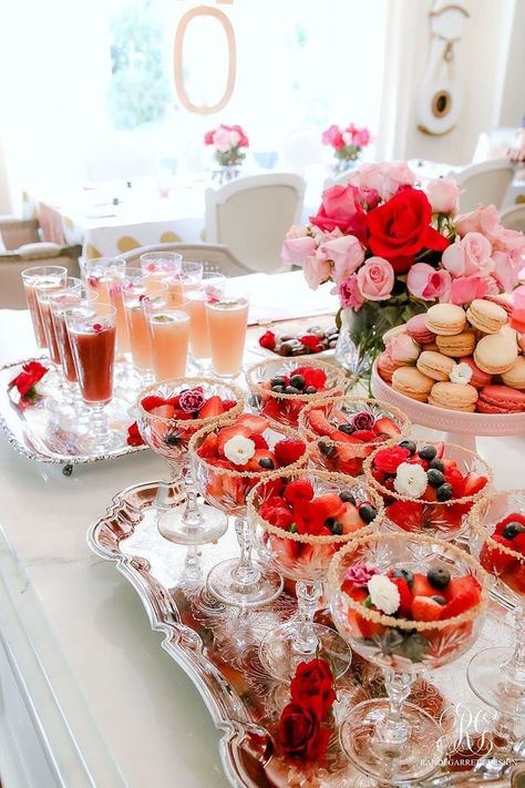 Love the fruit in the rimmed glasses especially! Get Together Party Decorations, Posh Brunch Ideas, Food Centerpieces Appetizers, Brunch Party Desserts, Dessert And Drinks Party Ideas, Floral Shower Decor, Afternoon Tea Fundraiser Party Ideas, Teacup Party Ideas, High Class Tea Party