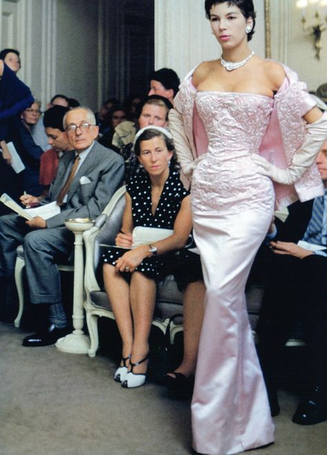 Victoire in Dior's evening ensemble called 'Amadis', Autumn/Winter collection H-line 1954, photo by Mark Shaw at Maison Dior, Paris. Dior Winter Collection, Old Dior Fashion, Dior Dress Vintage, 50s Dior, Dior 80s, Dior 1950s, Dior 50s, 1950s Dior, Vintage Dior Dress