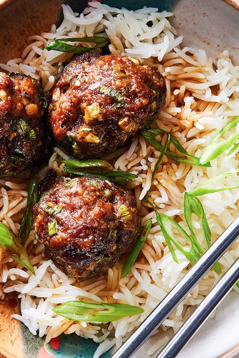 Korean Barbeque Meatballs, Korean Style Meatballs, Korean Barbeque Pork, Seeni Sambol, Tomato Carbonara, Korean Bbq Meatballs, Hunan Beef, Onion Confit, Korean Meatballs