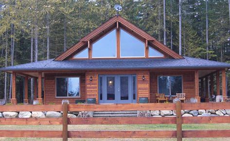 House Plans - Juneau 1 - Linwood Custom Homes Cabin Style House Plans, Lakehouse Plans, Chalet House Plans, Linwood Homes, Barn House Interior, Steel Building Homes, House Plan With Loft, Cottage Floor Plans, Barn Style House Plans