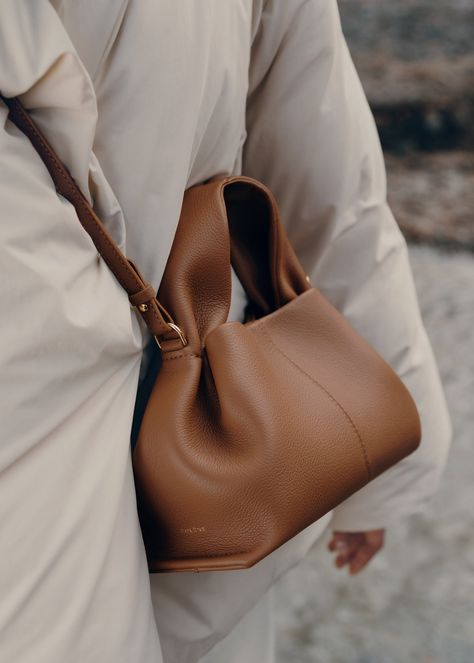 Polène | - Numéro Neuf Mini - Camel Polene Neuf Mini, Leather Purse Pattern, Chalk Bags, Small Leather Bag, Elegant Cards, Best Wallet, Bags Designer Fashion, Mini Pouches, Bag Collection