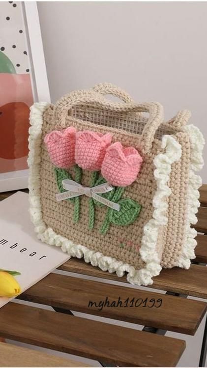 Small Crochet Gifts, Mochila Crochet, Crochet Game, Crochet Fairy, Crochet Bag Pattern Free, Crochet Business, Crochet Handbags Patterns, Kawaii Crochet, Handbag Pattern