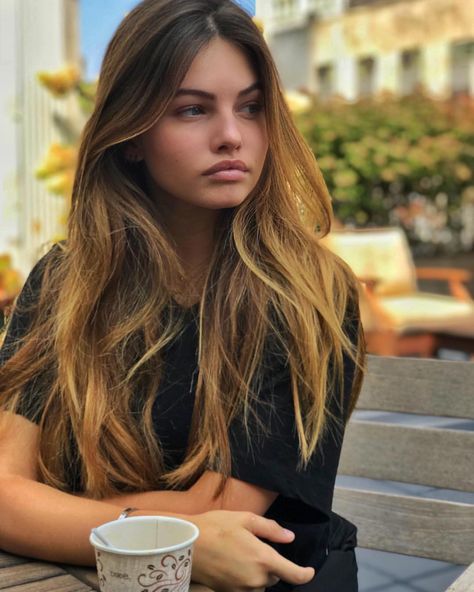 Summer Hairstyles, Alena Blohm, Thylane Blondeau, French Models, French Beauty, Feminine Beauty, Top Model, Girl Face, Beautiful Face