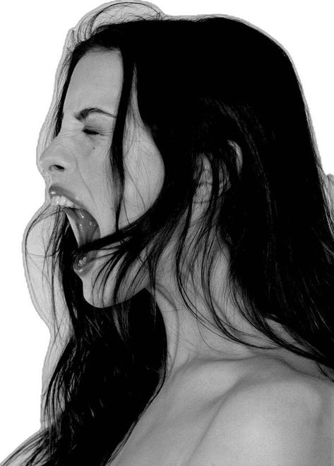 Long Hair, Pose Reference, Rage Art, Liv Tyler, Monochrome Photography, Pop Punk, Photography Inspiration, Art Reference, Persona