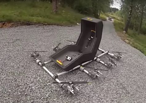 Talk about making the commute to work a breeze. A Swedish maker has created a chair that flies using 8 rotors powered by gas engines. Ultralight Helicopter, Personal Helicopter, Mechanic Engineering, Airplane Drone, Ev Conversion, Electric Aircraft, Mechanical Projects, Go Kart Plans, Mini Jeep