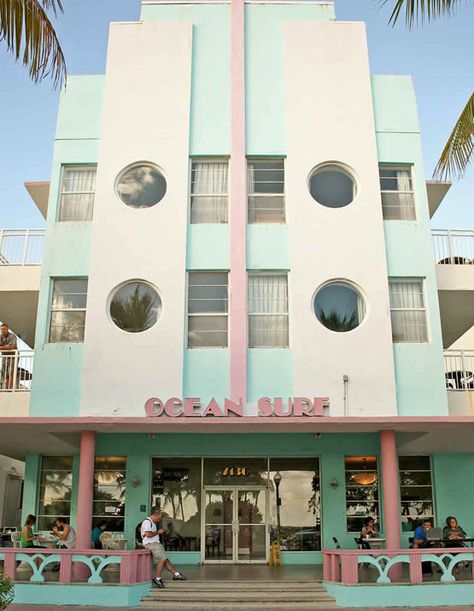 Astroid City, Art Deco Exterior, Miami Architecture, Beach Art Deco, Beach Architecture, Tropical Art Deco, Miami Art Deco, Miami Hotels, Hotel Exterior