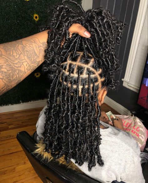 Mini Twists Black Woman, Cute Natural Curly Hairstyles Black, Ugly Hairstyles, Braided Up Ponytail, Cute Hairstyles Black, Latest Hairstyles For Ladies, Braided Hairstyle Ideas, Hairstyle Ideas Easy, Braided Hairstyles For Teens
