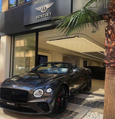 Bentley Monaco on Instagram: “Beautiful day for a drive.. #bentley #continental #GTC #Monaco #MonteCarlo #hoteldeparis #RollsRoyce #frenchriviera #Sun #MonteCarlo #Ride…” Bently Car, Bentley Continental Gtc, Rolls Royce Motor Cars, New Luxury Cars, Car Quotes, Top Luxury Cars, Bentley Car, Bentley Continental Gt, Bentley Continental