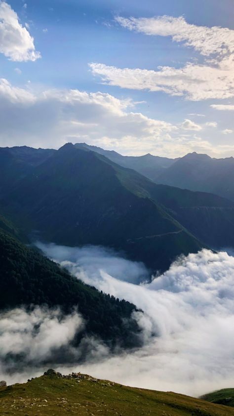 Nature, Mountains With Clouds, Human Evolution Tree, Cloudy Mountains, Mountains And Sky, Clouds And Mountains, Mountain Top View, Mountain Clouds, Mountains Clouds