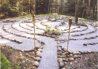 One Community - Origins Outline: Labyrinths Nature, Conchagua, Labyrinth Walk, Labyrinth Garden, Labyrinth Art, Labyrinth Maze, Labyrinth Design, Bethesda Maryland, Walking Meditation