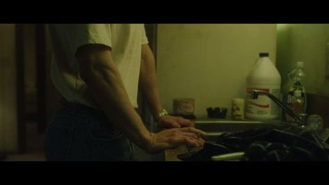 EVAN PETERS' HANDS IN Dahmer series #veiny hands #sexyarms #bloodysink #lackingempathy #controlfreak #evanpeters Evan Peters, Veiny Hands, Holding Hands