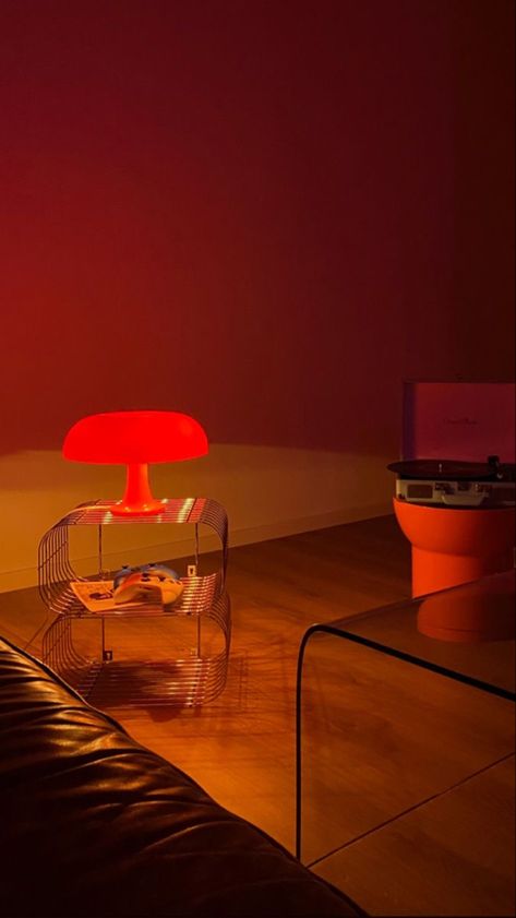 Art Deco Retro Interior, Soft Ambient Lighting, Orange Interior Design Inspiration, Colorful Apartment Ideas, Guy Apartment Decor, Nessino Lamp, Room Aesthetic Retro, Living Room Decor Orange, Retro Living Room Decor