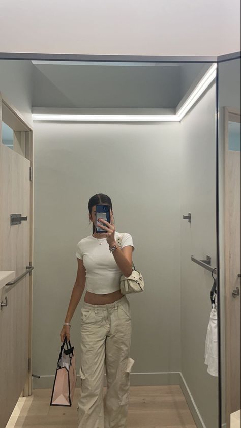 aesthetic, mirror picture, vannilla girl aesthetic Vinalla Girl Aesthetic, Vinalla Girl, Vannila Girl, White Girl Aesthetic, 2024 Aesthetic, Aesthetic Mirror, Dream Future, 2024 Mood, Mirror Picture