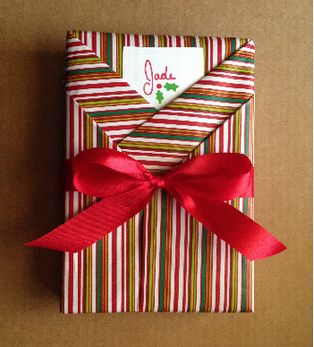 Three Creative Ways to Wrap Gifts - Homemade by Jade Gift Wrapping Boxes Ideas, Fun Way To Wrap Gifts, Creative Christmas Wrapping Ideas Unique, Ideas For Gift Wrapping Creative, Fancy Way To Wrap Presents, Wrapping Gift Boxes Ideas, Creative Gift Wrapping Ideas Christmas, Gift Wrap Folding Techniques, How To Wrapping Gifts