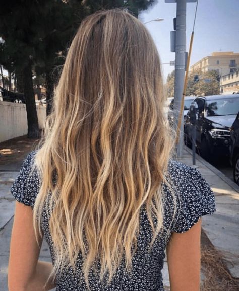 Layering Long Hair, Hair Sunkissed, Sunkissed Highlights, Long Hair With Layers, Surf Hair, Surfer Hair, Kadeřnické Trendy, Simple Hairstyle, Hair With Layers