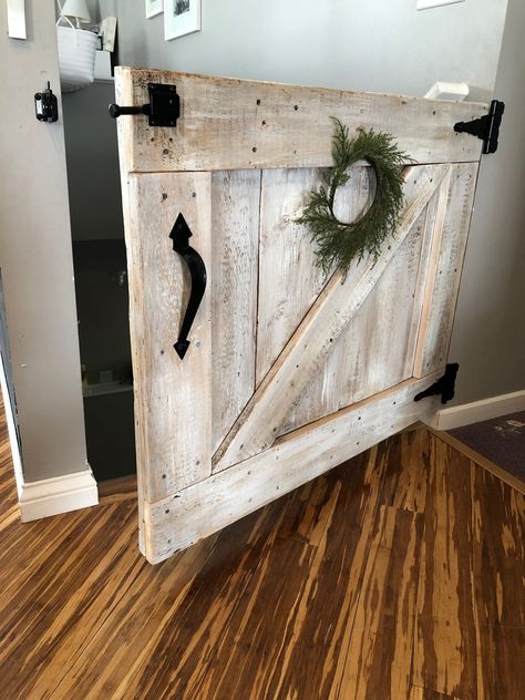 Gate At Top Of Stairs, Diy Stair Gate, Diy Baby Gate For Stairs, Barndoor Diy, Baby Gate Diy, Farmhouse Baby Gate, Baby Gates For Stairs, Wooden Dog Gates, Diy Gate