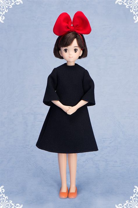 Kiki's Delivery Service Kiki Doll Takara Tomy 2 Satsuki Totoro, Kiki's Delivery Service Cosplay, Kikis Delivery Service Kiki, Kiki Cosplay, Licca Chan Doll, Kiki Dress, Ghibli Museum, Licca Chan, Kiki’s Delivery Service