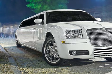 White Limousine, Limo Party, Black Car Service, Limo Rental, Enjoy Your Vacation, Luxury Sedan, Sprinter Van, Luxury Suv, Black Car