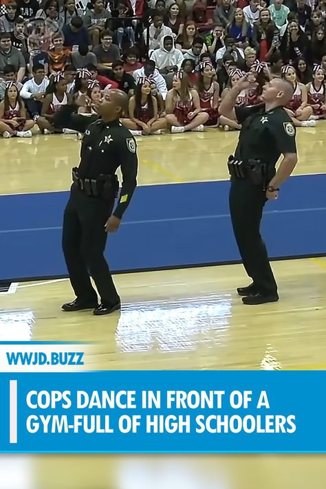 Part of the duties of the police is to inspire trust and cohesion within the community. These young police officers managed it by dancing the Git Up challenge for a big crowd of young students. #dancing #gitupchallenge #gitup #police #cops #gituppolice #fun #lawenforcement Git Up Challenge Dance, Police Academy Training, Swing Dance Moves, Police Training, Fun Police, Dancing Lessons, Fondant Potatoes, Got Talent Videos, Funny Dance Moves