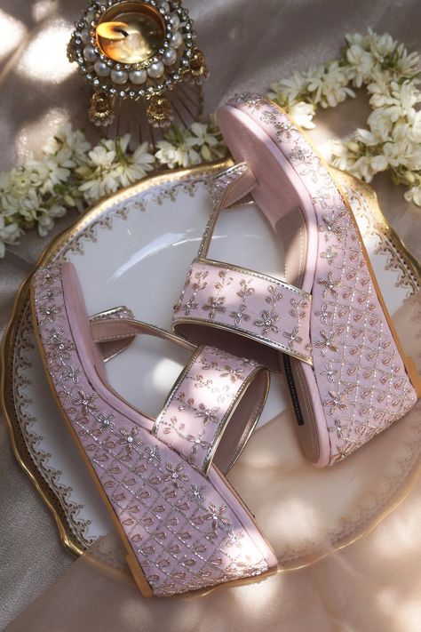 Isha Borah, Stylish Shoes Heels, Bridal Sandal, Bridal Sandals Heels, Elegant Shoes Heels, Bridal Footwear, Pink Raw Silk, Fancy Sandals, Footwear Women