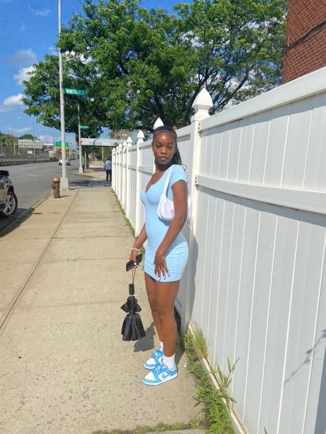 Light Blue Nike Dunks Outfit Woman, Fitted Dress With Dunks, White And Blue Sneakers Outfit, Laser Blue Dunks Outfit, Ice Blue Dunks Outfits, Blue And White Shoes Outfit, Hightop Dunks Outfit Women, Summer Dunk Outfit, Coast Dunks Outfit