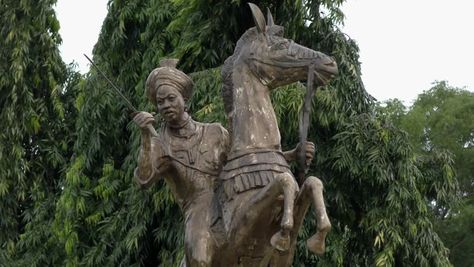 NEW QUEEN AMINA STATUE CLOSEUP African Warrior Queen, Queen Amina, African Warrior, Starting A Daycare, African Royalty, Xena Warrior Princess, Xena Warrior, Queen Black, Warrior Queen