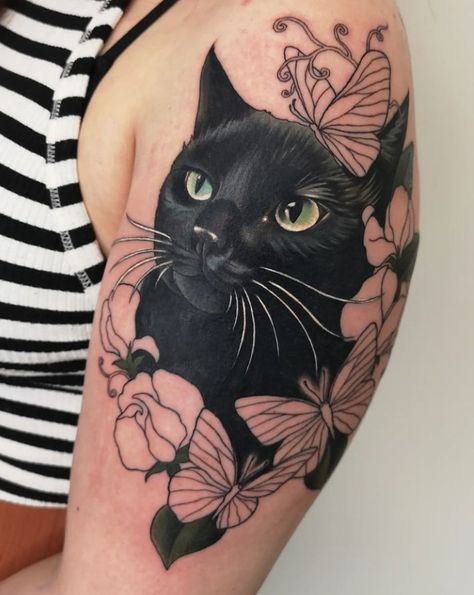 Cat Tattoos, Cat Portrait Tattoos, Cat Tattoo Design, Cats Tattoo, Dog Tattoo Ideas, Black Cat Tattoos, Images Design, Cat Tattoo Designs, Tattoo Cat