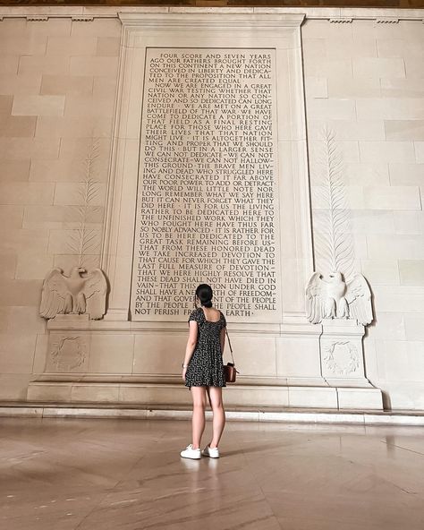 Abraham Lincoln Memorial Washington Dc Pics Ideas, Washington Instagram Pictures, Washington Dc Picture Ideas Instagram, Washington Picture Ideas, Washington Monument Picture Ideas, Washington Photo Ideas, Washington Dc Poses, Washington Dc Photo Ideas, Dc Picture Ideas