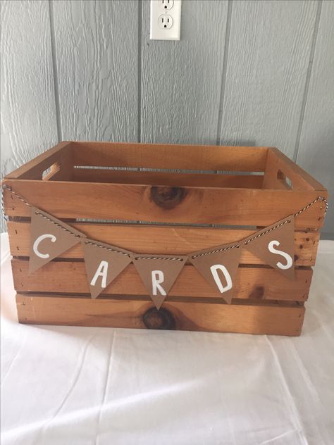 Party Card Box, Card Box Ideas, Boys Graduation Party, Diy Graduation Decorations Party, Grad Party Theme, Graduation Party Cards, Graduation Box, Senior Graduation Gifts, Rustic Card Box