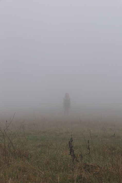 Nature, Landscape Photography With People, Fog Photography People, Fog Aesthetic Dark, Fog Photoshoot, Atmospheric Photography, Fog Aesthetic, Mist Photography, Fog Landscape