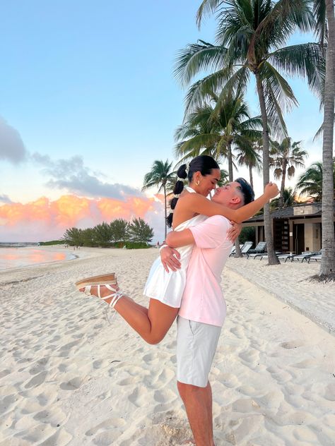 girl on beach with pastel skies, sunset pics, beach pics, beach poses, pic ideas, vsco aesthetic, beach aesthetic, beach pic ideas, sunset pics, pics w friends, honeymoon, ocean pics, island, summer pose, swimmy pics, boyfriend pics, husband pics, beach couple, couple poses, sunset photo session, honeymoon inspo, bahamas honeymoon, caribbean honeymoon, picking me up, cute dress, bach fits, hair inspo, Pics W Friends, Couples Vacation Photos, Aesthetic Beach Pic, Beach Pic Ideas, Miami Beach Pictures, Creative Photo Ideas, Ocean Pics, Summer Pose, Couple Cruise