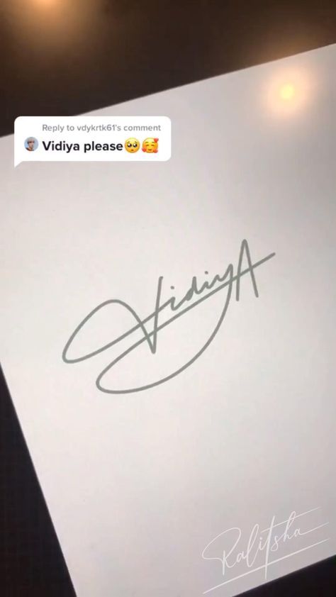 V Letter Signature, Victoria Signature Ideas, V Calligraphy Letter, V Signature Ideas, Signature Logo Ideas, Cool Signature Ideas, J Calligraphy, Signature Inspiration, V Signature