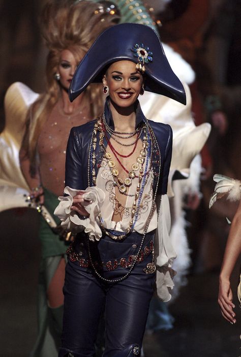 Haute Couture, Couture, Shipwrecked Costume, Pirate Runway, Glam Pirate, Pirate Pose, Pirate Festival, Fashion Catwalk, Pirate Outfit