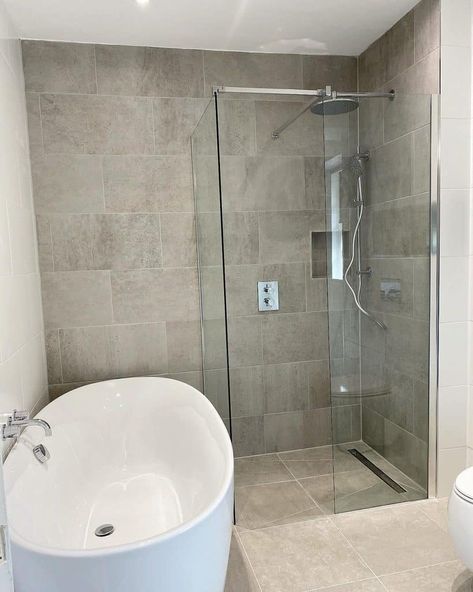 Small Bathroom Wet Room With Tub, Tiled Wet Room Ideas, Wet Room Bathroom Shower And Tub, Small Bathroom Ideas With Tub Space Saving, Tiny Wet Room Ideas, Modern Wet Room Ideas Open Showers, Diy Wet Room Bathroom, Wet Room Shower And Tub, Wet Room Tile Ideas