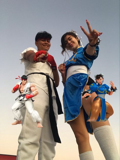 Street Fighter Couple Costume, Chun Li And Ryu Costume, Street Fighter Halloween Costume, Halloween Costumes Anime Couple, Chun Li Street Fighter Costumes, Costume Couple Ideas Halloween, Chun Li Halloween Costume, Couple Costumes Superhero, Halloween Costumes Asian Characters