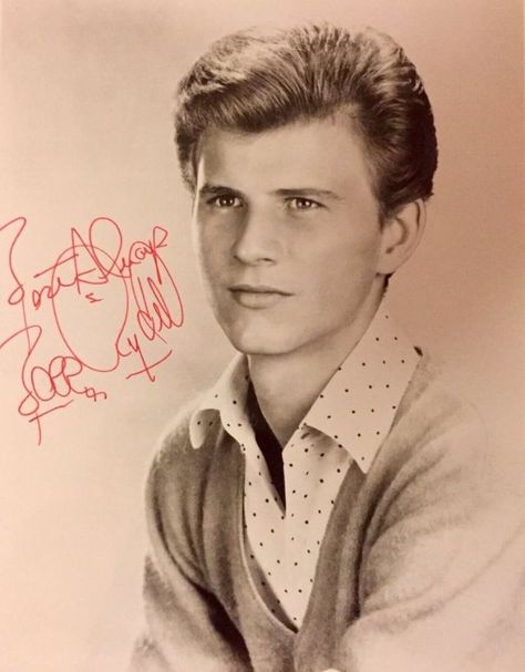 Bobby Rydell: American Teen Idol in the 1950s and Early ’60s ~ Vintage Everyday Bobby Rydell, Rock And, Teen Tv, Classic Rock And Roll, American Teen, Early 60s, Vintage Everyday, Robert Louis, 60s Vintage