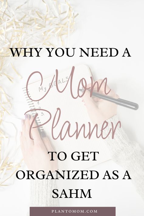 Mom Planner Ideas, Sahm Planner, Stay At Home Mom Planner, Mom Daily Planner, Working Mom Meals, Best Planners For Moms, Mom Organization, Using A Planner, Vision Planner