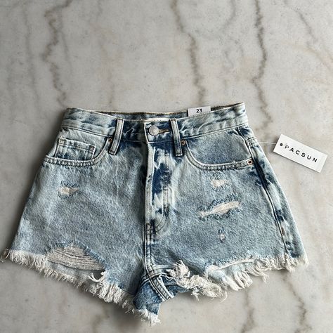 Brand New, Never Worn, Pacsun Vintage High Rise Shorts, Size 23 Pacsun Jean Shorts, Pacsun Clothes, Cute Outfits For Middle School, Beachy Shorts, Pacsun Outfits, Jean Shorts Outfit, Cute Summer Shorts, Cute Jean Shorts, Acid Wash Shorts