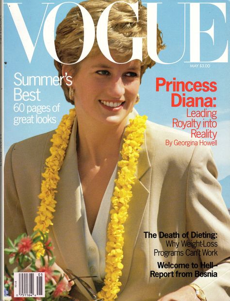 Di on the cover of Vogue, May 1993. "Princess Diana: Leading Royalty into Reality." 1993 Fashion, Vogue Magazine Covers, Princes Diana, Diana Fashion, Vogue Us, Linda Evangelista, Vogue Covers, Lady Diana Spencer, Vogue Uk