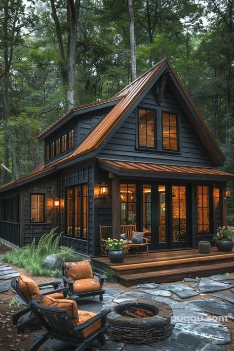 Black Exterior Bungalow, Modular Mountain Homes, Forest Service Cabins, Houses With Tin Roofs, Cabin In Colorado, 2024 Exterior House Trends, Houses In The Woods, Pnw Cabin, Small Modern Cabin