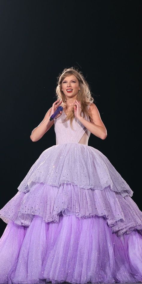 Taylor Swift Enchanted, Enchanted Dress, Taylor Swift Images, Taylor Swift Dress, Taylor Swift Fotos, Taylor Swif, Taylor Swift Cute, Taylor Swift Speak Now, Taylor Smith