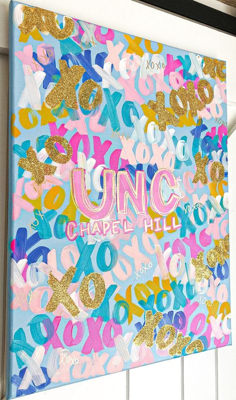 College Apartment Decor Diy Canvas Art, College Town Painting, Xoxo Painting, College Paintings, Dorm Room Paintings, Dorm Canvas, College Canvas Art, College Dorm Art, Dorm Paintings