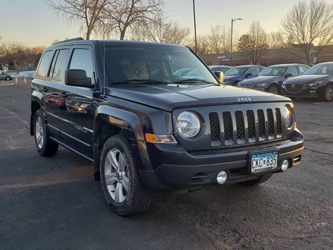 Black Jeep Patriot, All Black Jeep, 2014 Jeep Patriot, Carros Suv, Jeep Patriot Sport, Car For Teens, Used Jeep, Black Jeep, Limo Service