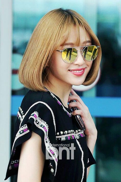 EXID Hani EXID Hani Pinterest Kpop, Kpop girls and Gay Short Hair, Hani Exid, Exid Hani, Korean Music, Mirrored Sunglasses Women, Girl Crush, Kpop Girl Groups, Love Of My Life, Kpop Girls