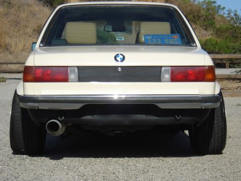 1980 E21 with M20 swap and Flares $15000 - BMW 2002 and Neue Klasse Cars for Sale/Wanted - BMW 2002 FAQ E21 Bmw, Older Cars, Bmw E21, Pocket Rocket, Bmw Classic Cars, Bmw Classic, Bmw 2002, Free Cars, Super Luxury Cars