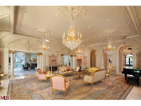 Inside the most expensive home for sale in Beverly Hills as of 11/16/11: $55 million. Dream Rooms, Classic Interior, Baroque Interior Design, Baroque Interior, Baroque Design, غرفة ملابس, Home Cinema, French Decor, Baroque Fashion