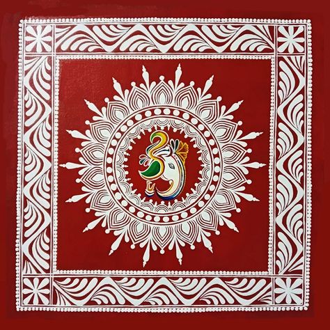 A Ritualistic folk art native to the kumaon region of Uttarakhand. Aipan Art Uttarakhand Border, Aipan Art Uttarakhand, Kalka Design, Alpona Art, Bengali Marriage, Aipan Art, Fabric Bag Design, Ceramic Plates Art, Rangoli Designs Photos