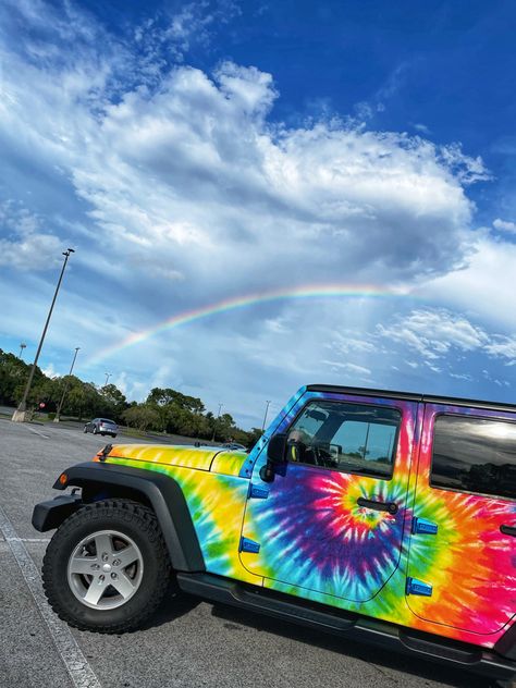 Jeep Wraps Ideas, Jeep Wraps, Jeep Things, Auto Graphics, Awesome Furniture, Hippie Car, Custom Jeep Wrangler, Find Your Aesthetic, Custom Cars Paint