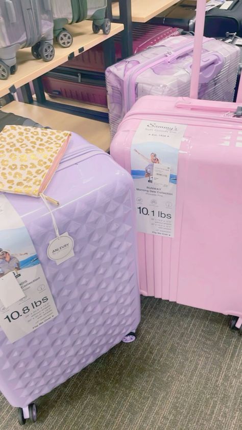 March Hairstyles, Rooftop Restaurant Design, Amazing Food Platters, Disney Luggage, Pink Suitcase, Trip To Dubai, Dream House Aesthetic, Cute Luggage, Travel Bag Essentials